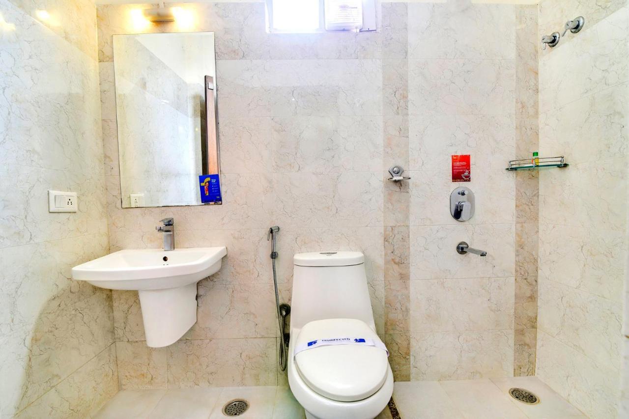 Fabhotel Arastu Nampally Хидерабад Екстериор снимка